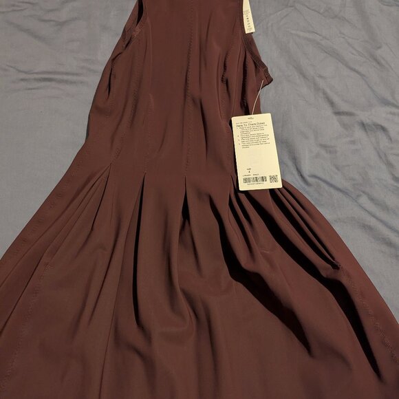 Lululemon Here to There Dress Size 4 Bordeaux Drama BNWT! - Picture 13 of 13